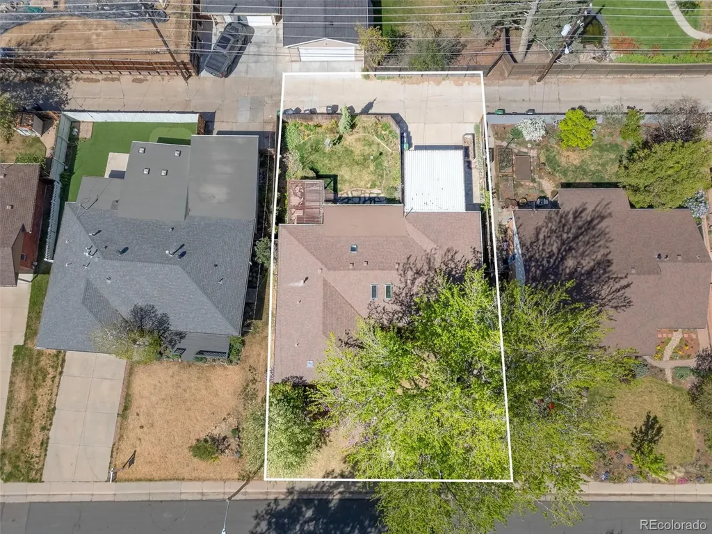 221 Magnolia Street Denver CO 80220