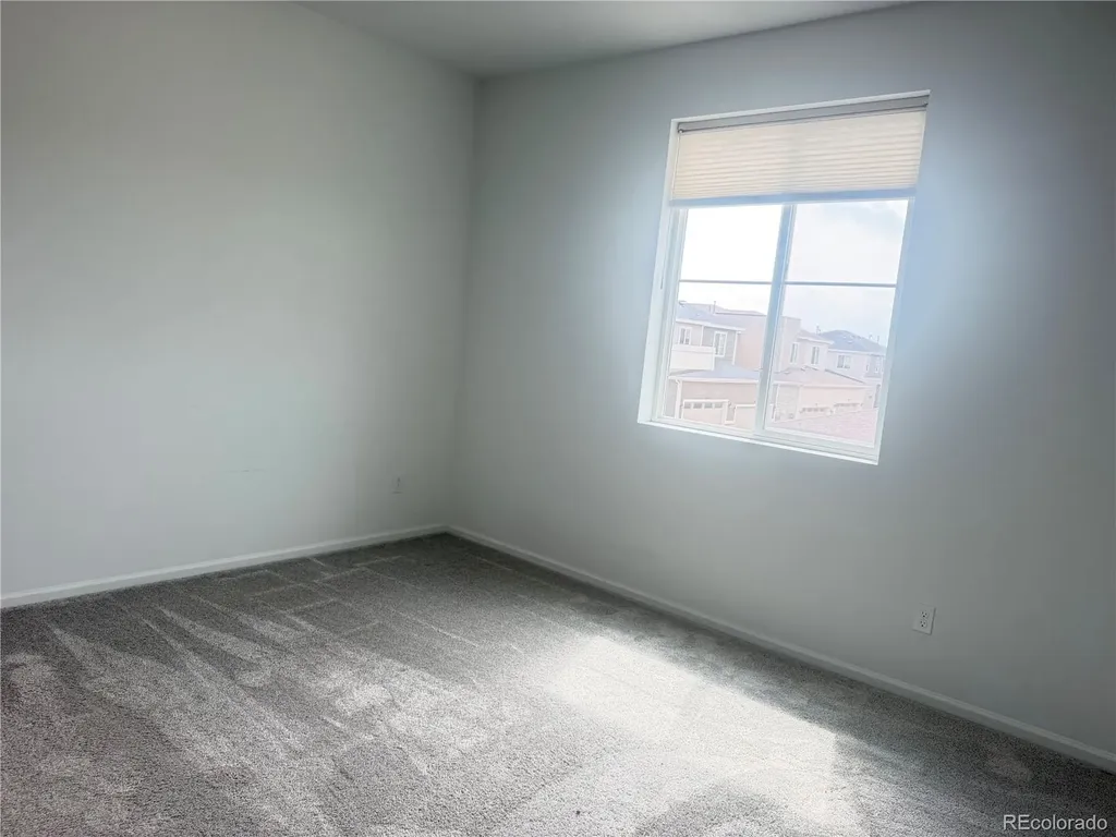 587 S Richfield Street Aurora CO 80017