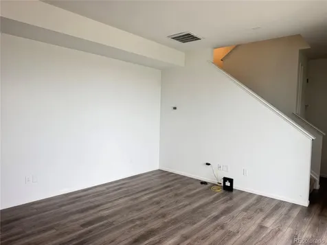587 S Richfield Street Aurora CO 80017