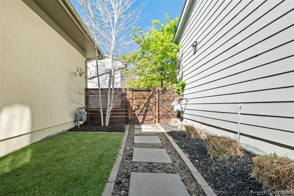 6753 Mariposa Court Denver CO 80221