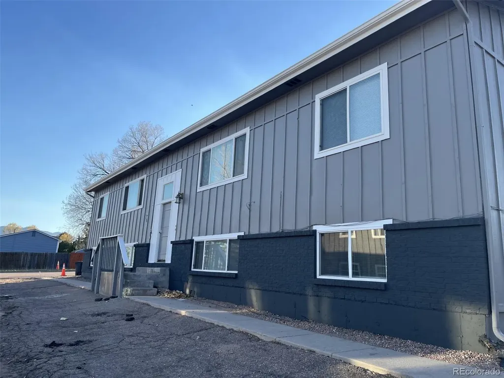 2116 Friendship Place Colorado Springs CO 80904