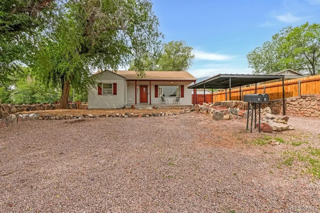 2617 Robinson Street Colorado Springs CO 80904