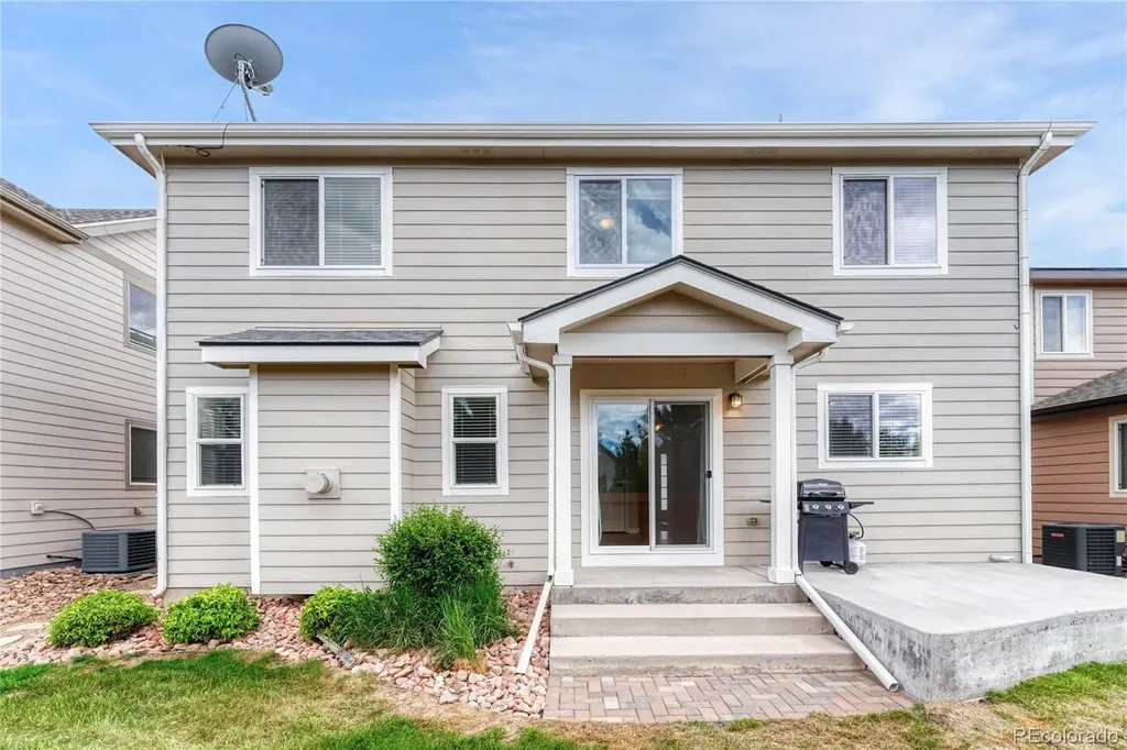 1336 Red Mica Way Monument CO 80132