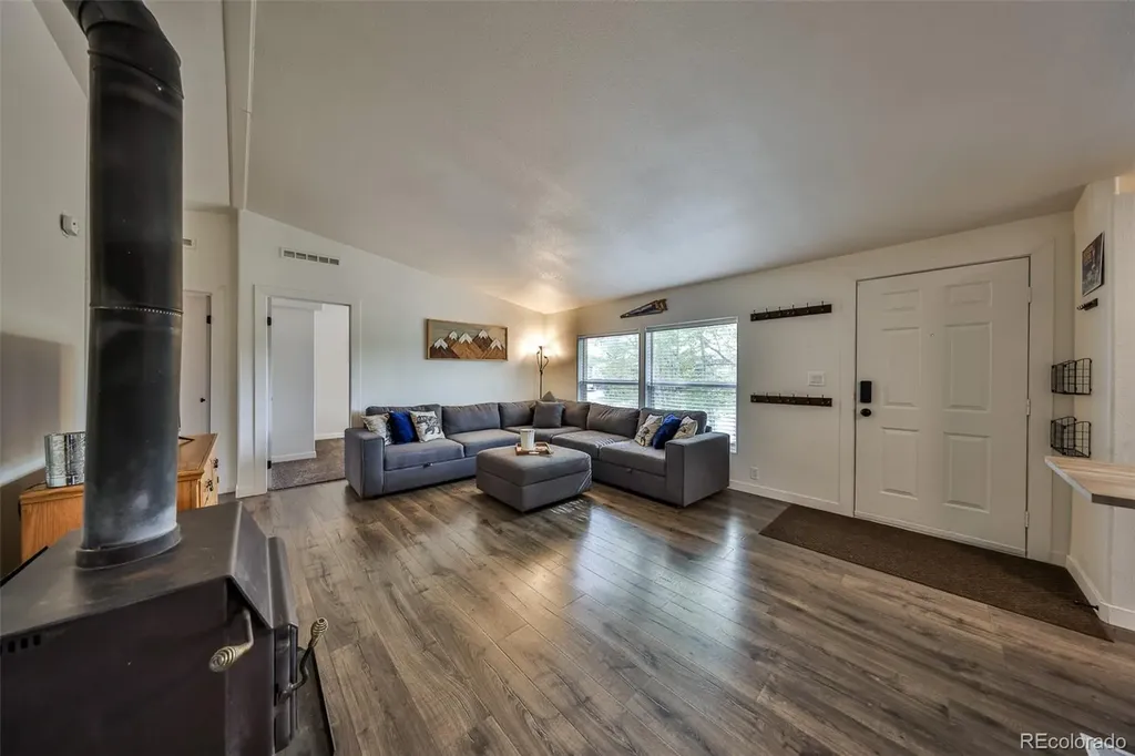 425 N 7th Street Granby CO 80446