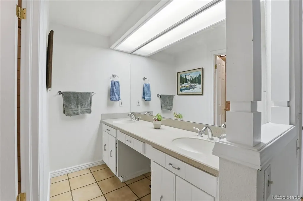 11391 E Amherst Court Aurora CO 80014