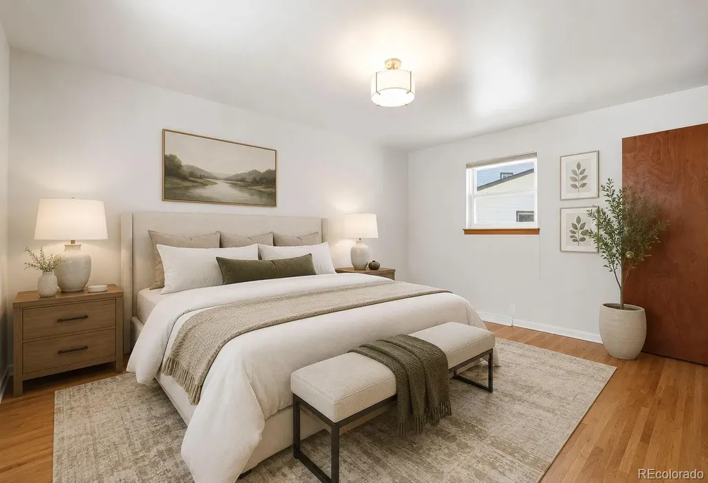 977 S Johnson Street SE Lakewood CO 80226