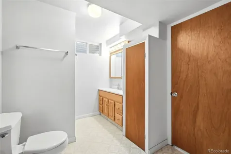 977 S Johnson Street SE Lakewood CO 80226