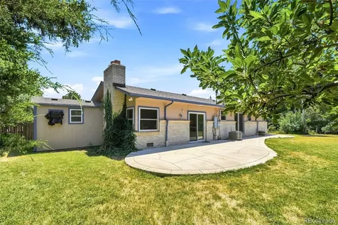 977 S Johnson Street SE Lakewood CO 80226