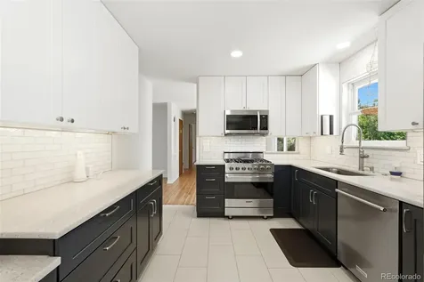 977 S Johnson Street SE Lakewood CO 80226