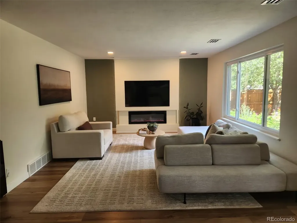 7551 S Madison Circle Centennial CO 80122