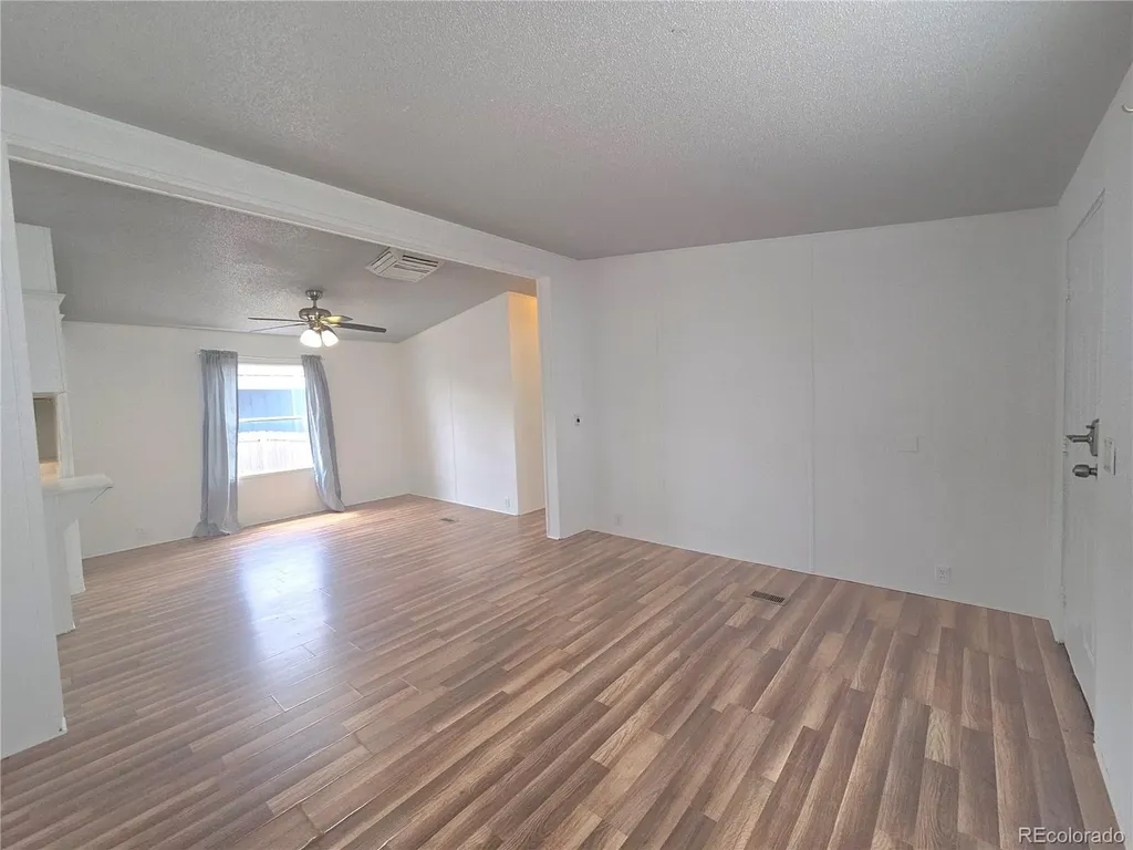 9710 Gull Street Denver CO 80260