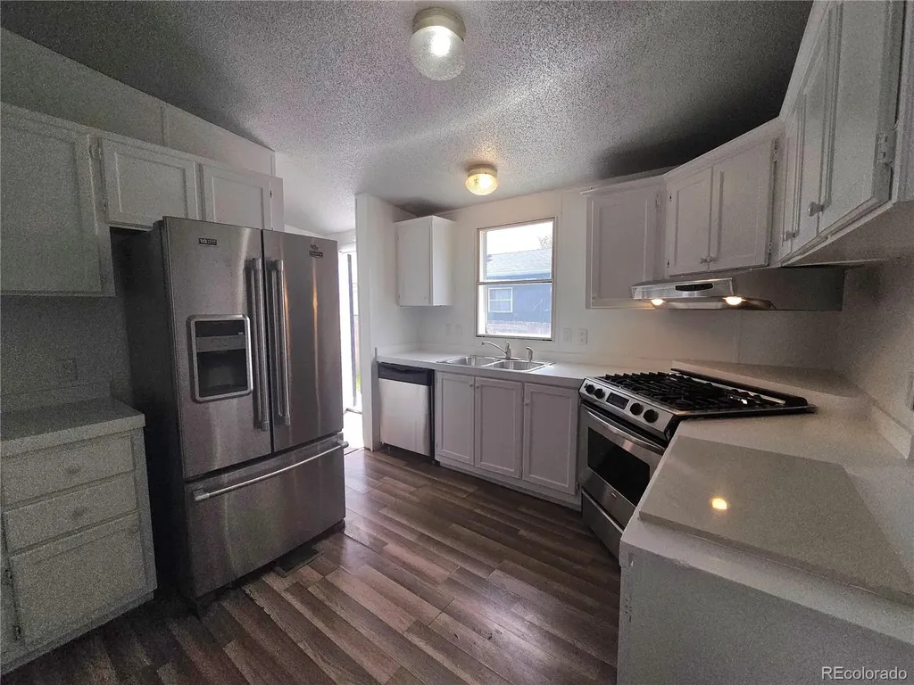 9710 Gull Street Denver CO 80260