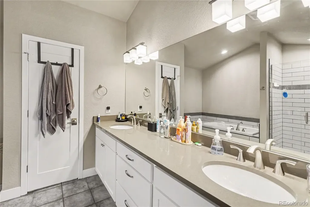 8672 W 49th Place Arvada CO 80002