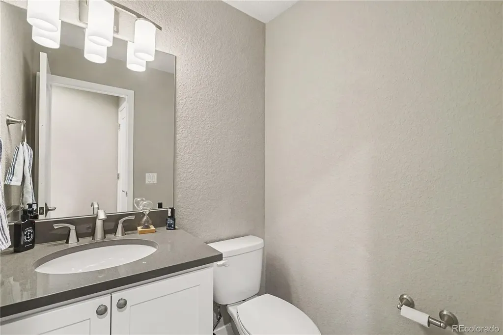 8672 W 49th Place Arvada CO 80002