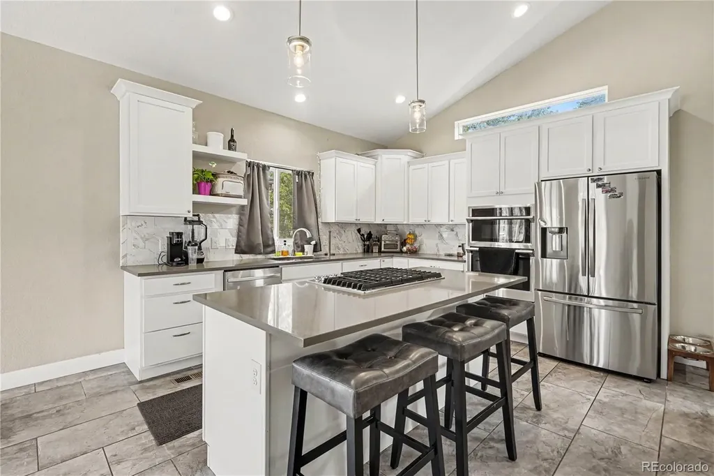 8672 W 49th Place Arvada CO 80002
