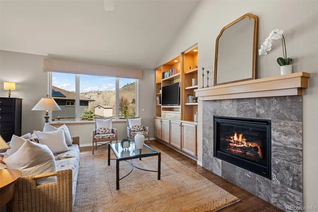 400 Carter Drive Lyons CO 80540