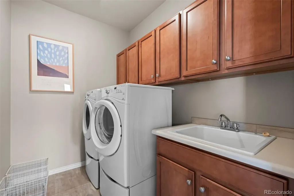 400 Carter Drive Lyons CO 80540