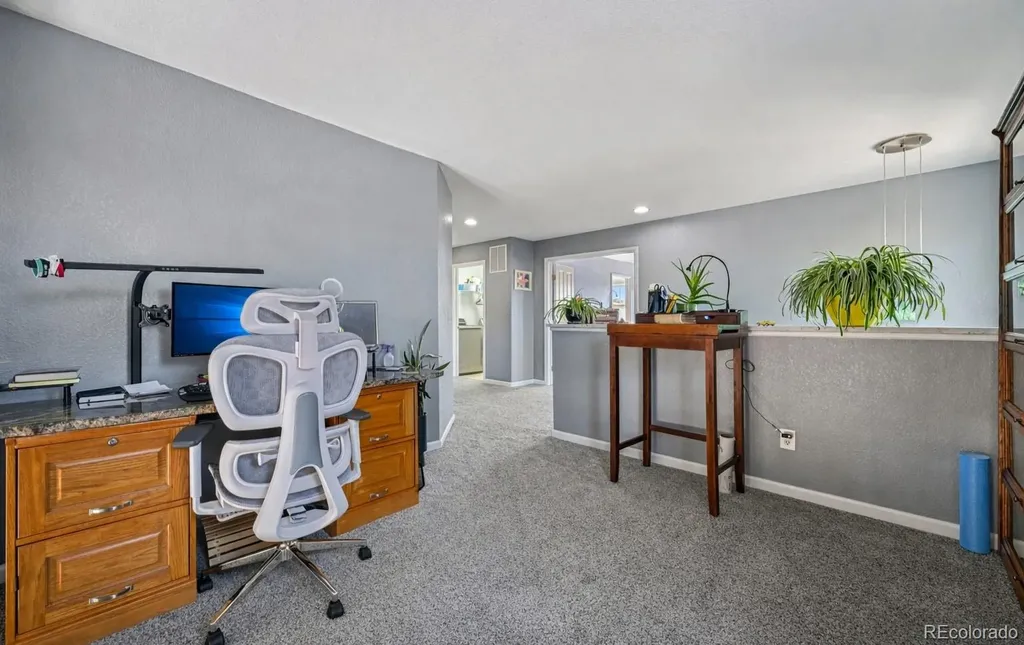 7034 S Fultondale Circle Aurora CO 80016