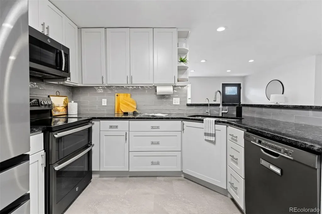 141 S Saulsbury Street Lakewood CO 80226