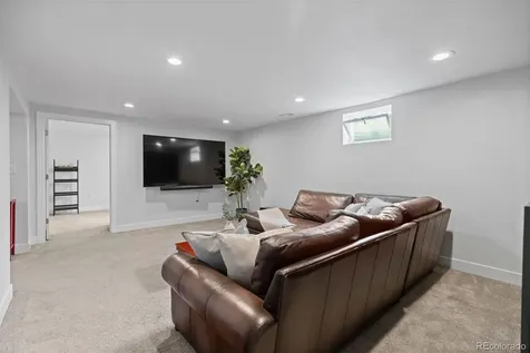 141 S Saulsbury Street Lakewood CO 80226