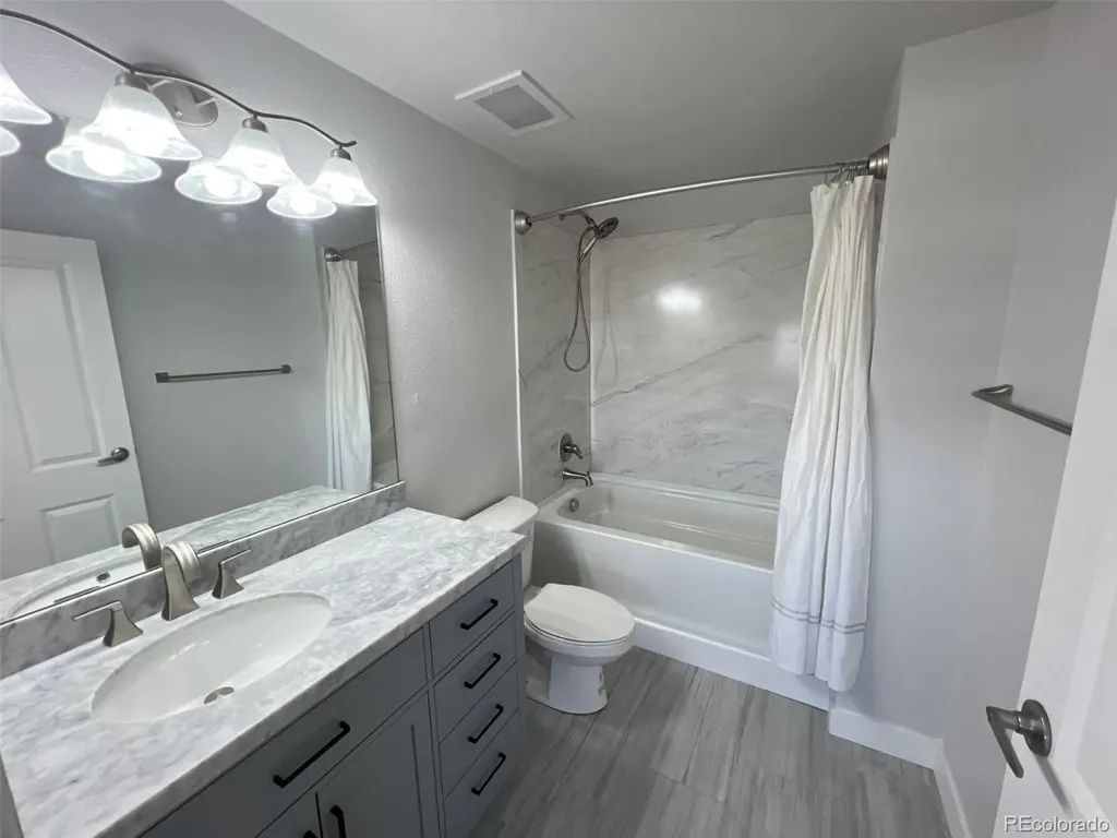100 Park Avenue W Denver CO 80205
