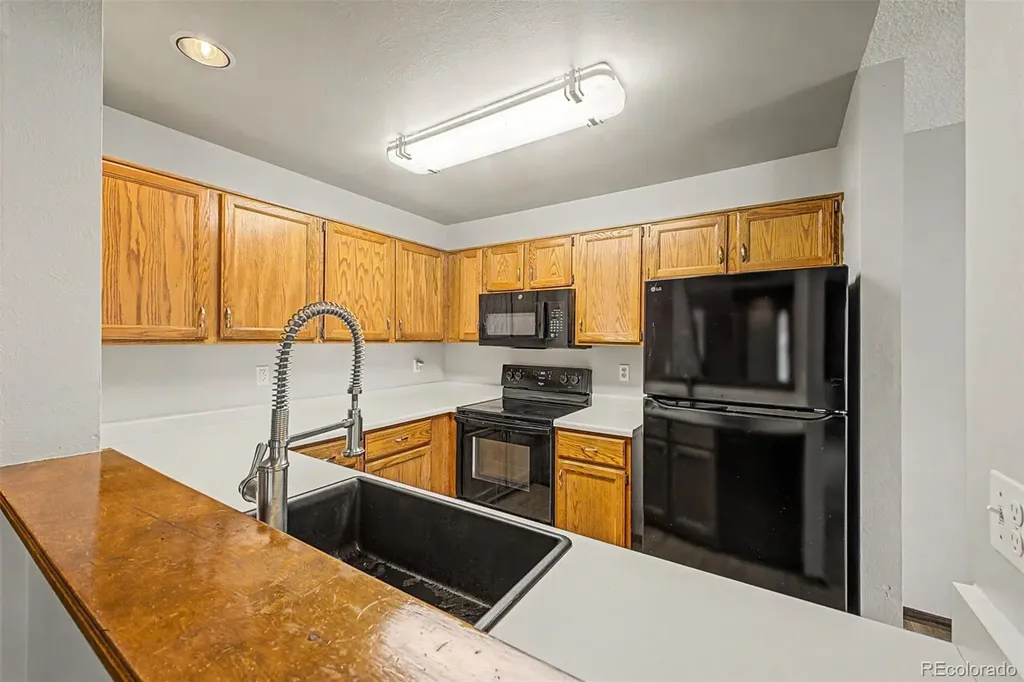8090 Holland Court Arvada CO 80005