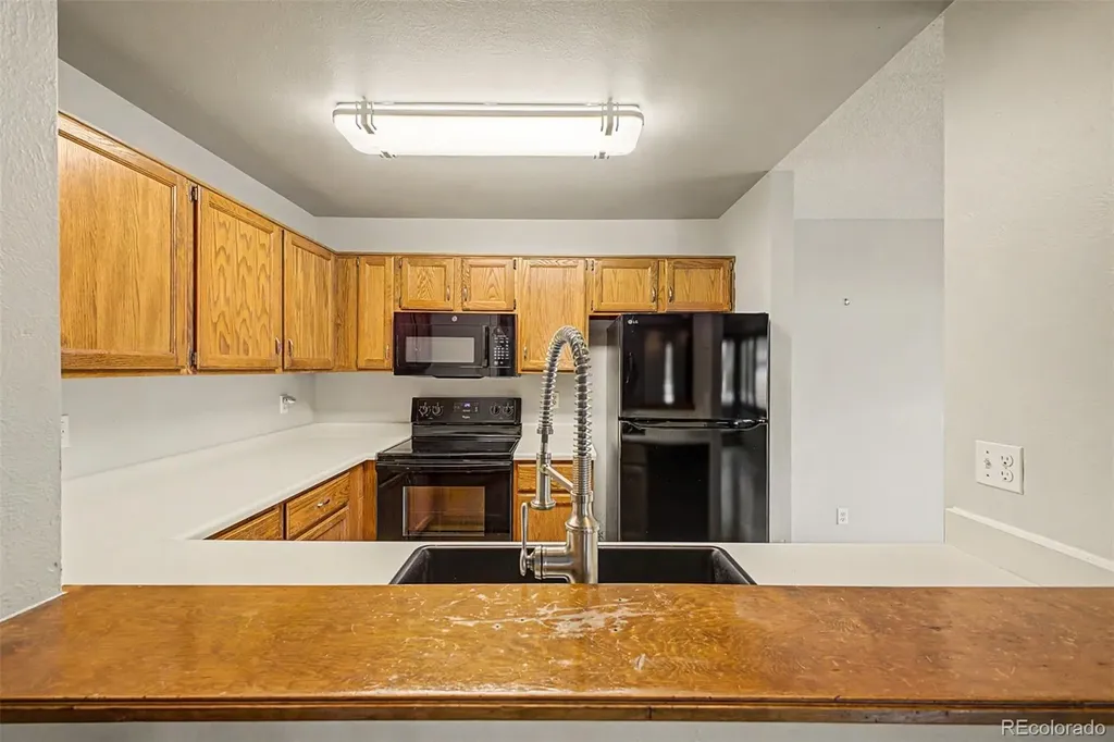 8090 Holland Court Arvada CO 80005