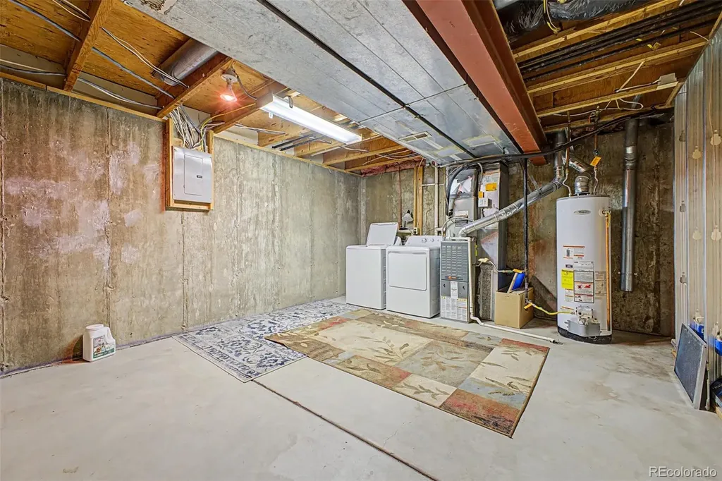 8090 Holland Court Arvada CO 80005
