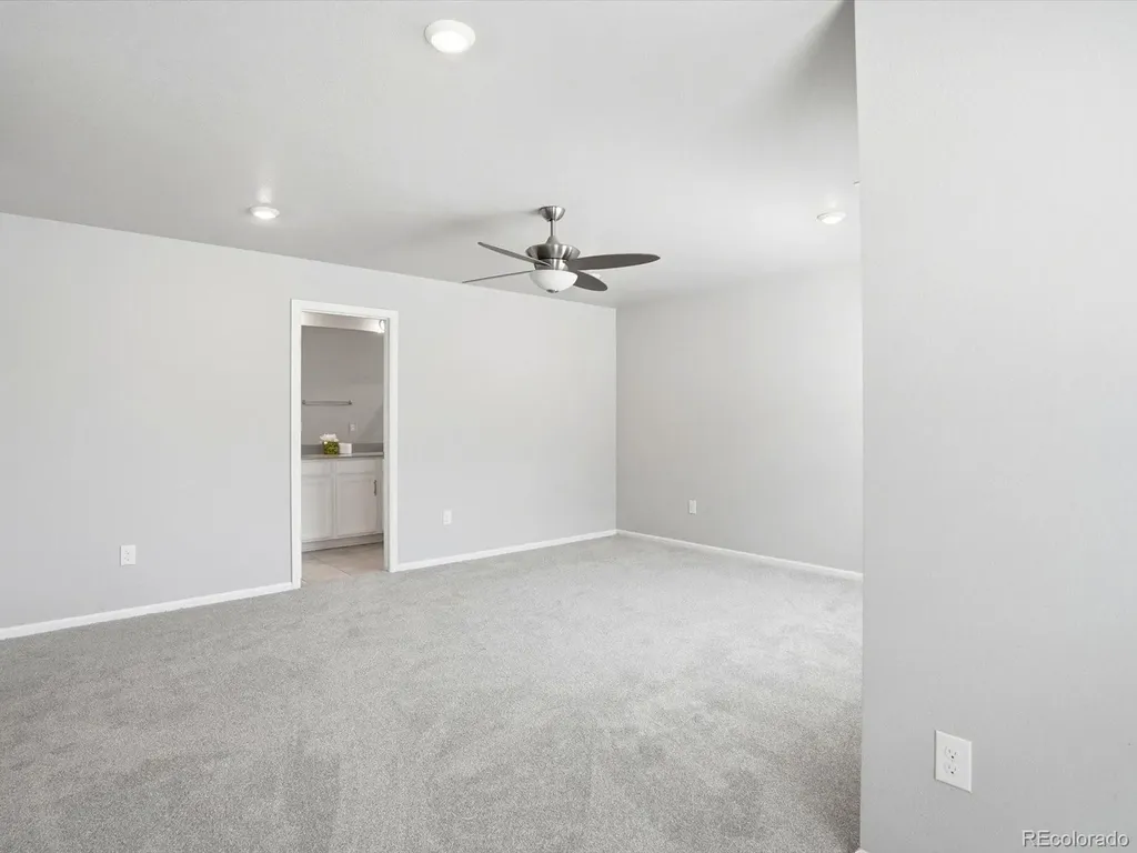8260 S Trails Edge Court Centennial CO 80112