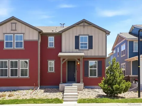 8260 S Trails Edge Court Centennial CO 80112