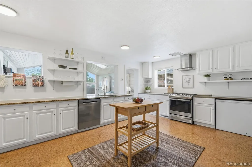 7822 W 17th Avenue Denver CO 80214