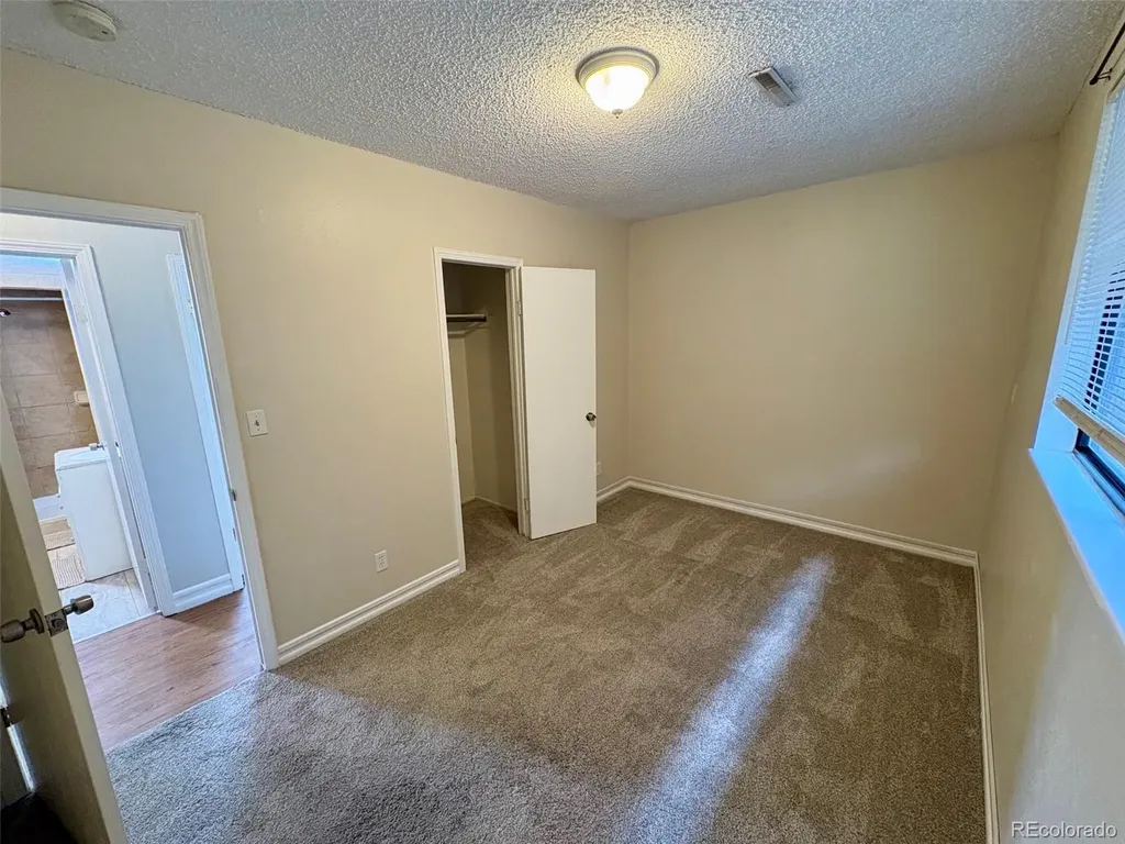 1005 Harmon Place Longmont CO 80501
