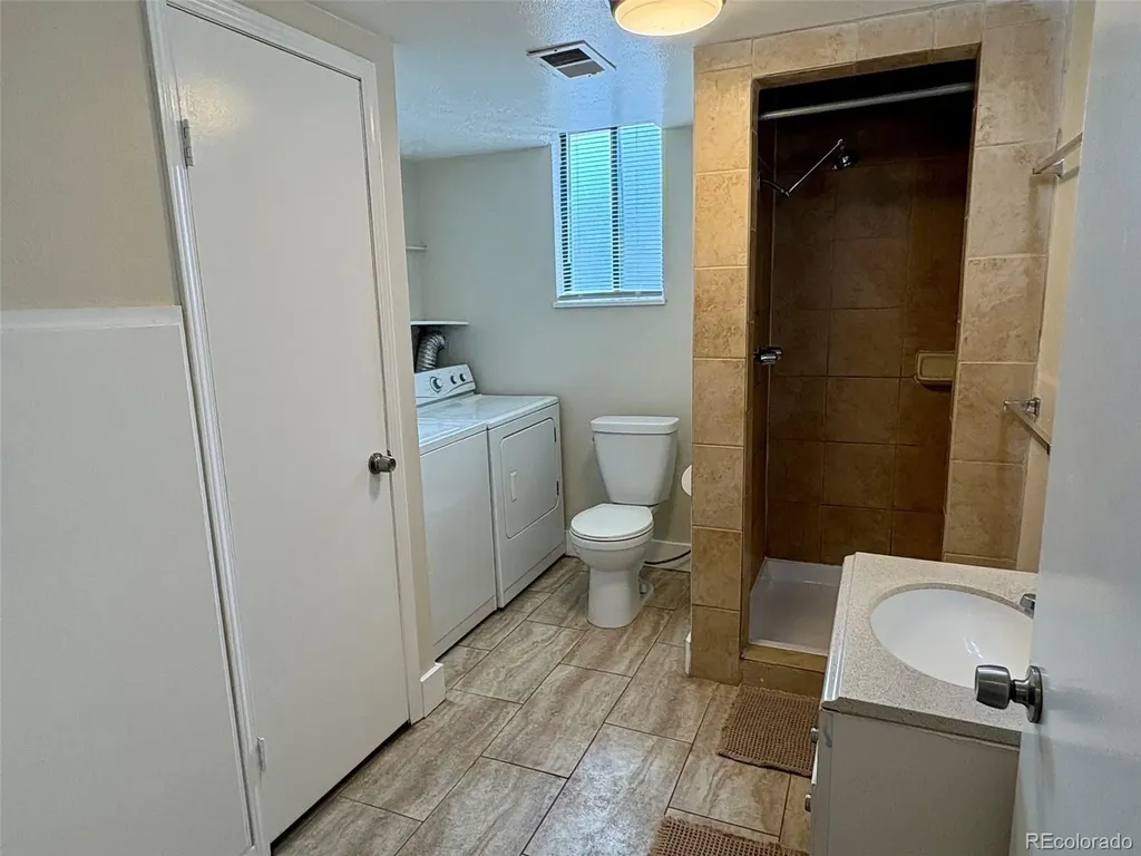 1005 Harmon Place Longmont CO 80501