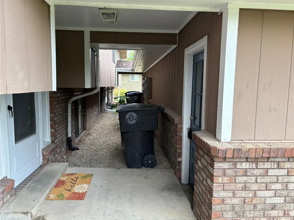 1005 Harmon Place Longmont CO 80501
