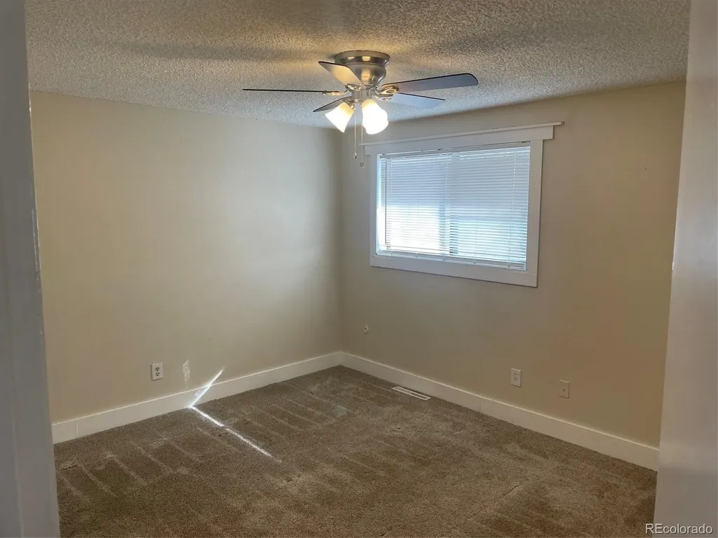 1005 Harmon Place Longmont CO 80501
