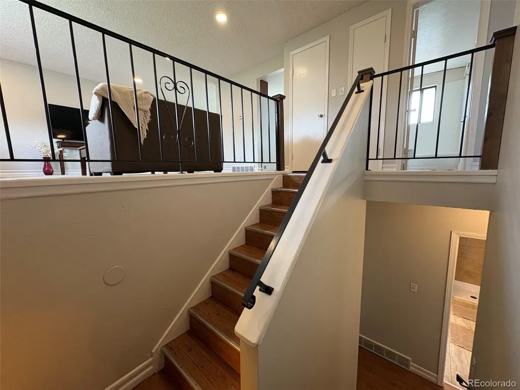 1005 Harmon Place Longmont CO 80501