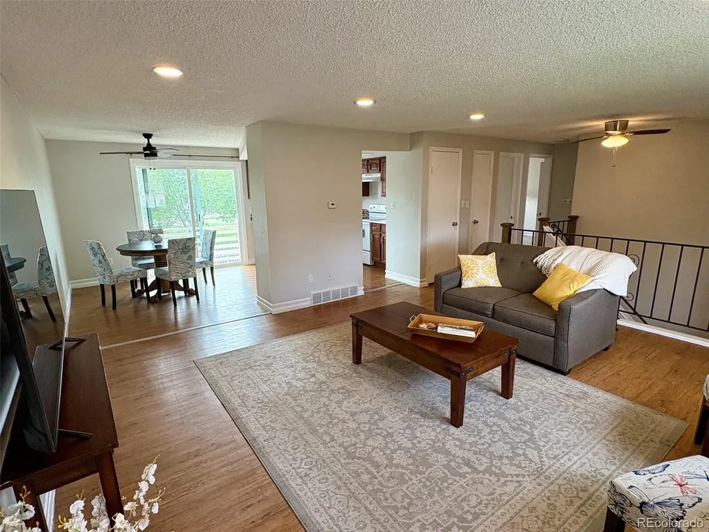1005 Harmon Place Longmont CO 80501