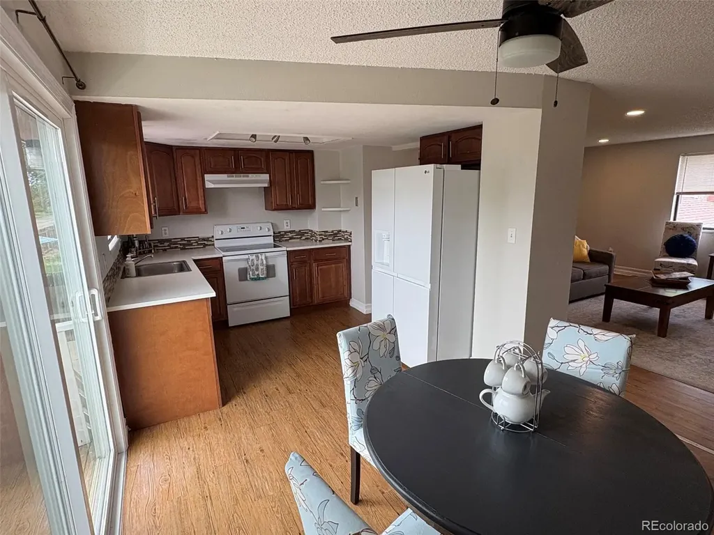 1005 Harmon Place Longmont CO 80501
