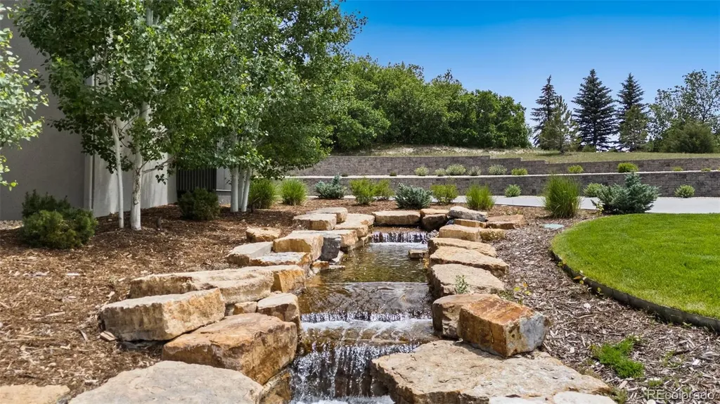 1484 Vine Cliff Heights Colorado Springs CO 80921