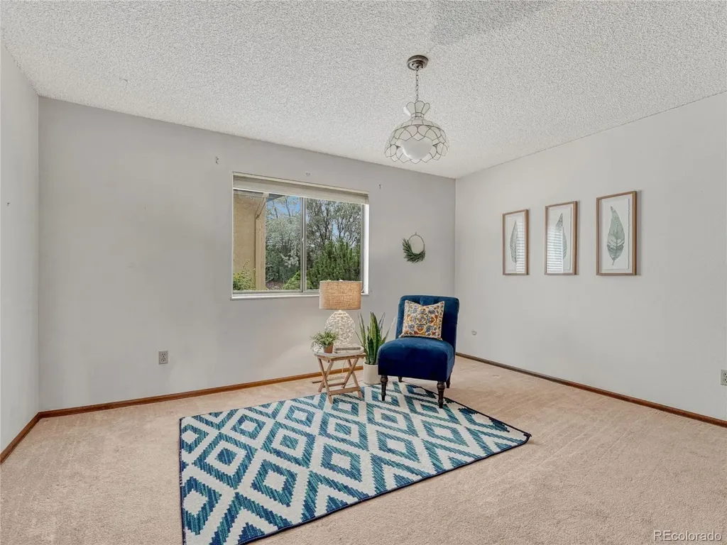 1146 Fontmore Road Colorado Springs CO 80904