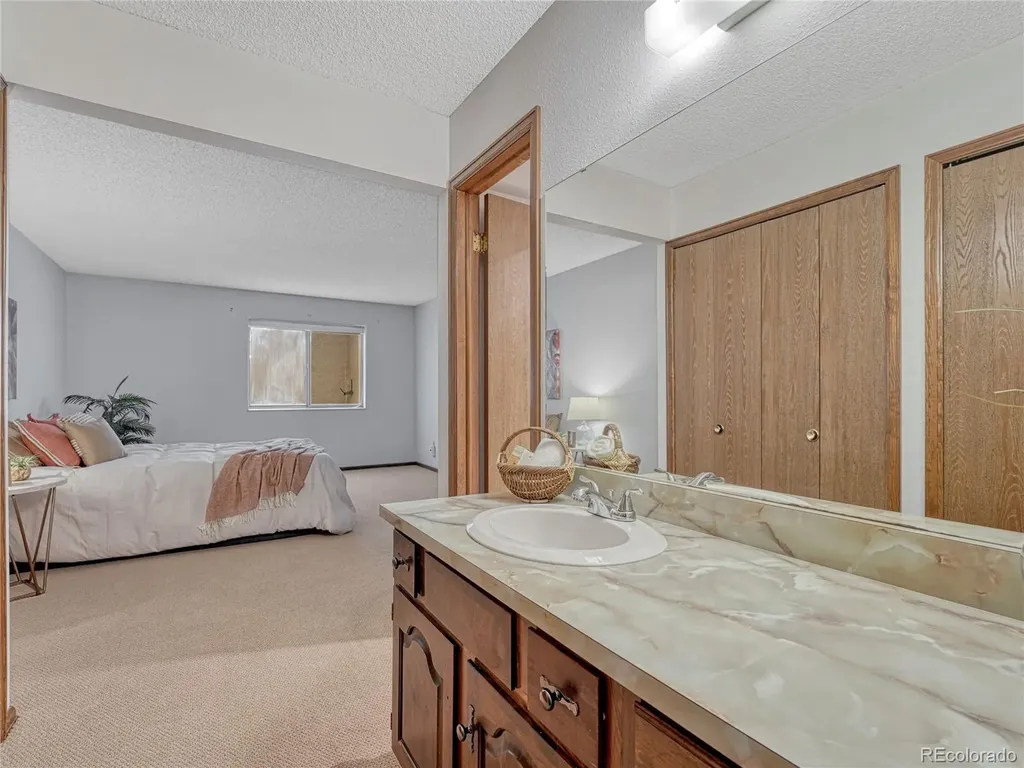 1146 Fontmore Road Colorado Springs CO 80904