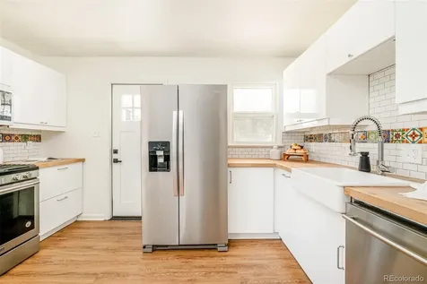 965 Lima Street Aurora CO 80010