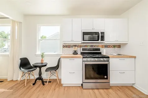 965 Lima Street Aurora CO 80010