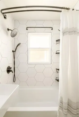 965 Lima Street Aurora CO 80010