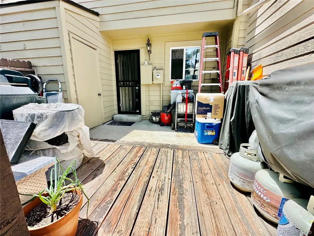 1650 S Ivory Circle Aurora CO 80017