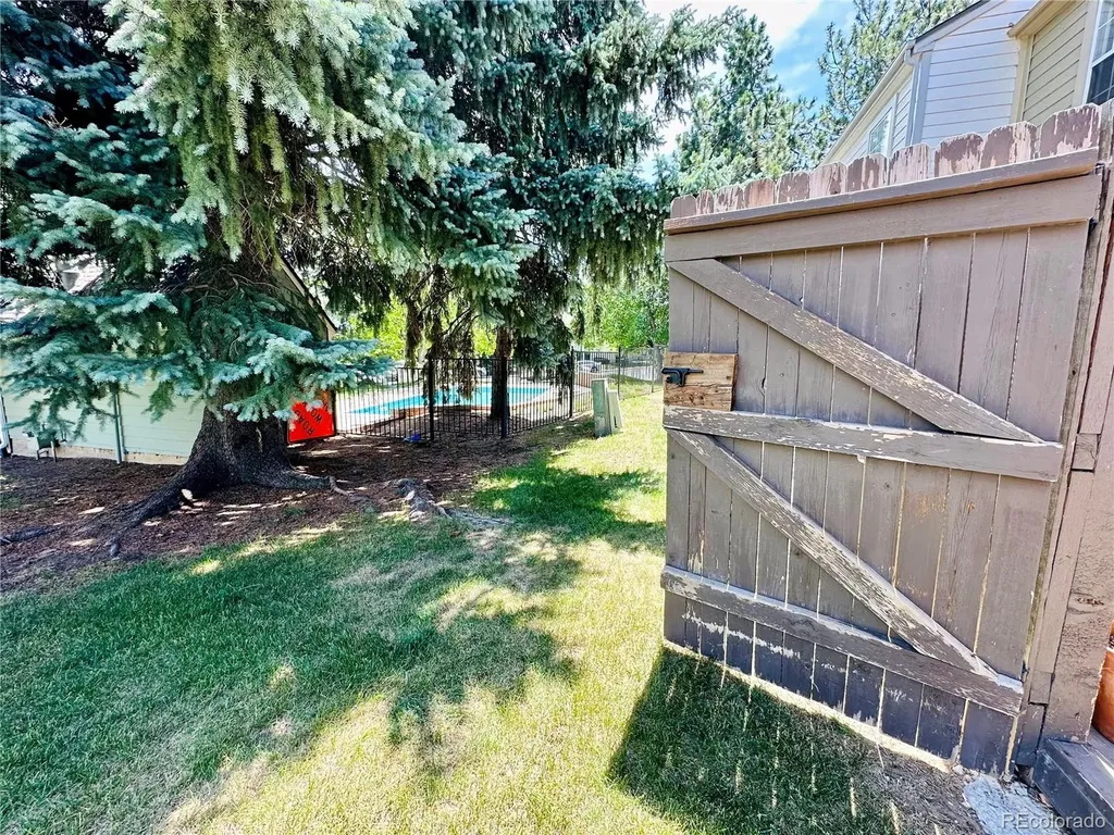 1650 S Ivory Circle Aurora CO 80017