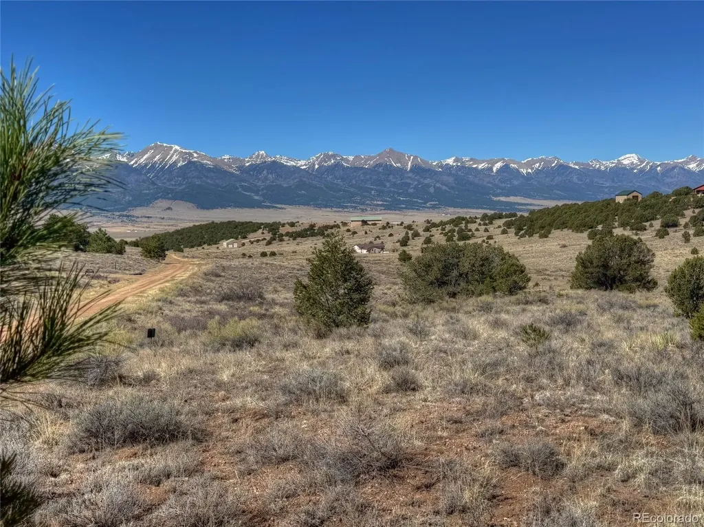 885 Crow Road Westcliffe CO 81252
