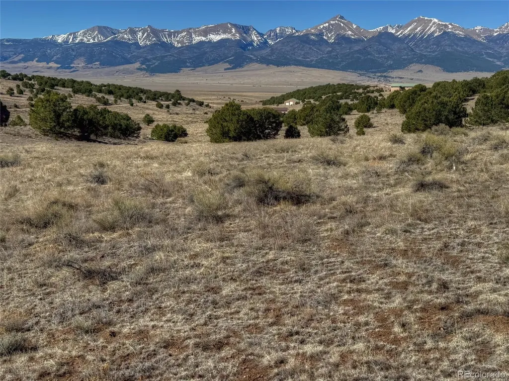 885 Crow Road Westcliffe CO 81252
