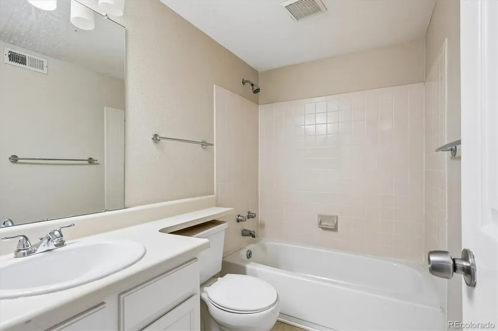 13843 E Lehigh Avenue Aurora CO 80014
