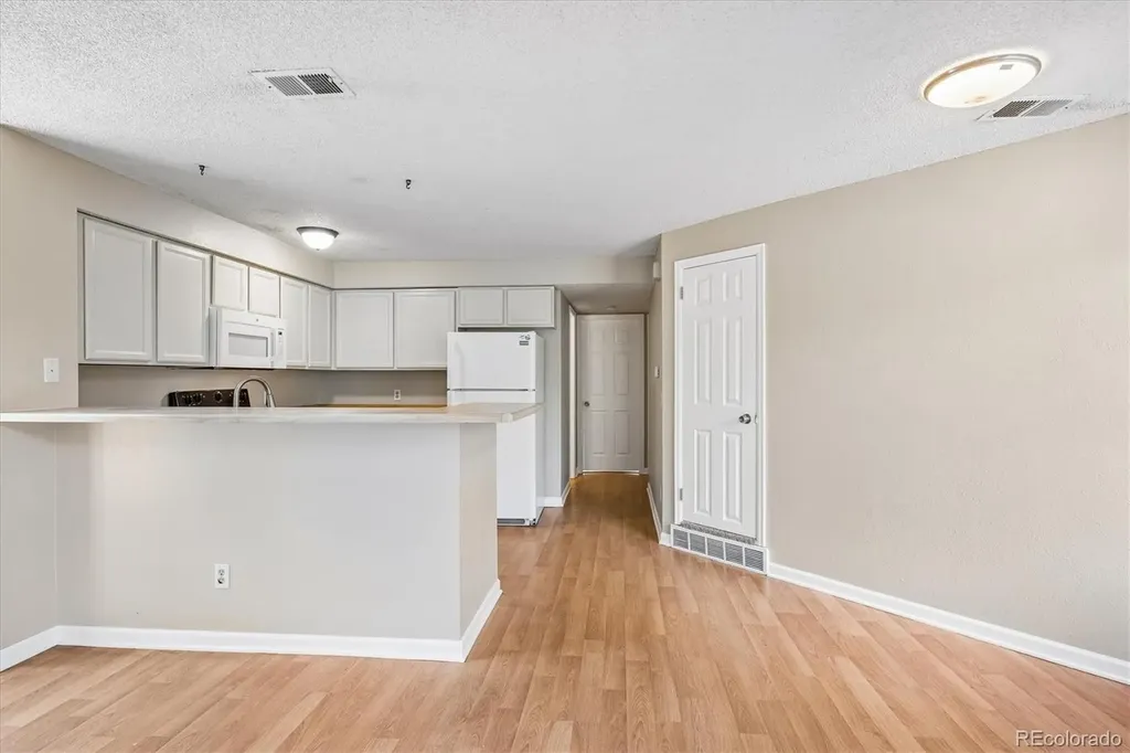 13843 E Lehigh Avenue Aurora CO 80014